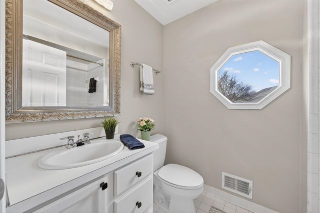 2485 Wildbrook Run, Bloomfield Hills, MI 48304