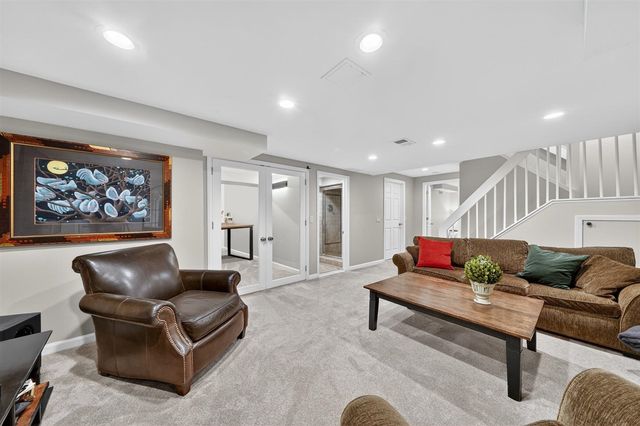 2485 Wildbrook Run, Bloomfield Hills, MI 48304