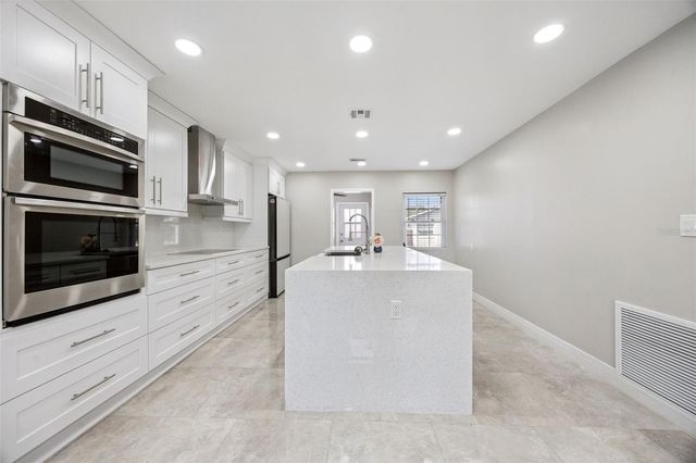 700 9TH STREET, St Cloud, FL 34769