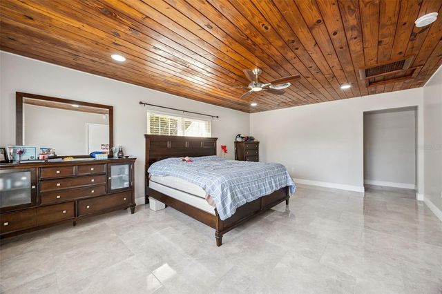 700 9TH STREET, St Cloud, FL 34769