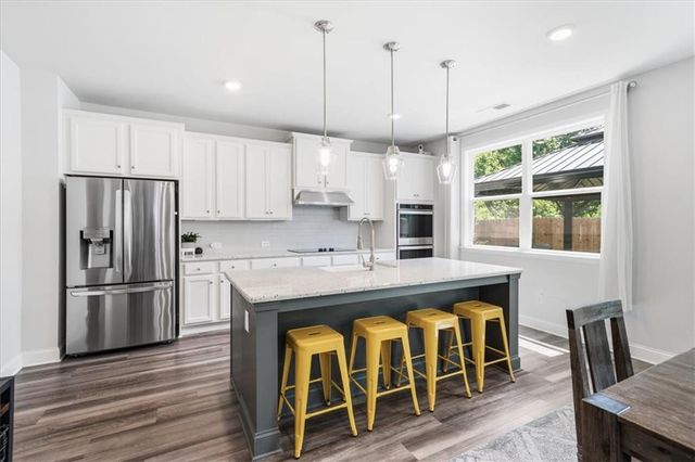 4956 Cooper Farm Drive, Buford, GA 30518