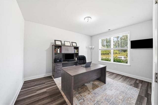 4956 Cooper Farm Drive, Buford, GA 30518