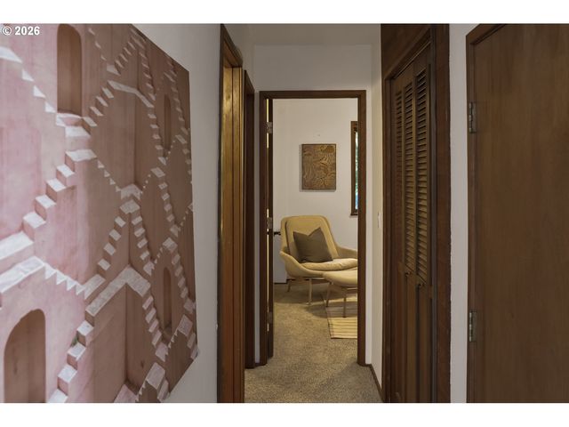 2827 Ne ROCKY BUTTE Rd, Portland, OR 97220