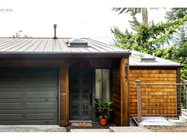 2827 Ne ROCKY BUTTE Rd, Portland, OR 97220