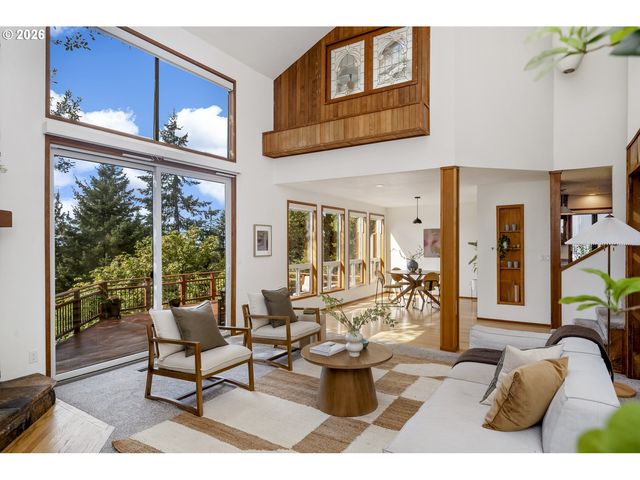 2827 Ne ROCKY BUTTE Rd, Portland, OR 97220
