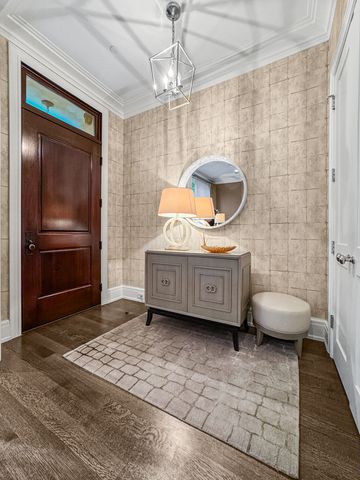 1637 N Burling Street, Chicago, IL 60614