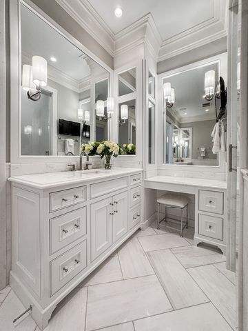 1637 N Burling Street, Chicago, IL 60614