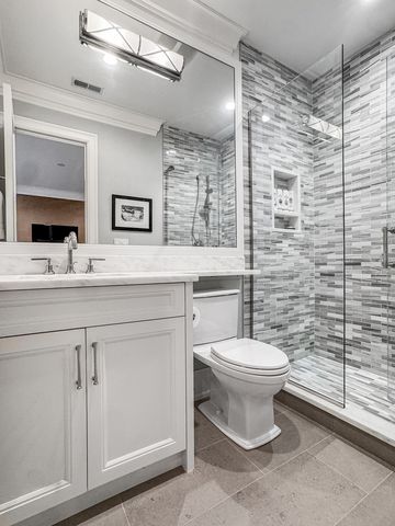 1637 N Burling Street, Chicago, IL 60614