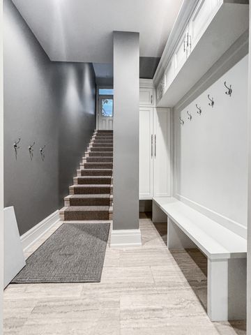 1637 N Burling Street, Chicago, IL 60614