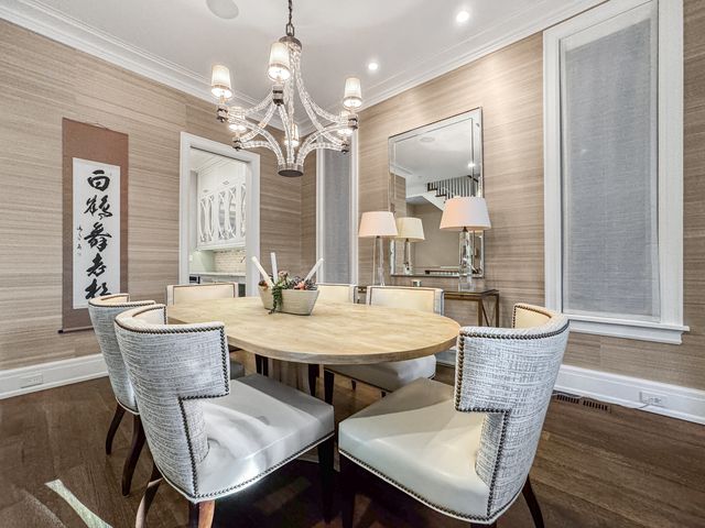 1637 N Burling Street, Chicago, IL 60614