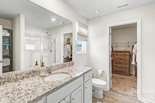 2215 Transatlantic Avenue, Charlotte, NC 28215