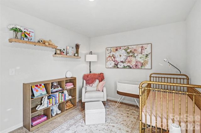 2215 Transatlantic Avenue, Charlotte, NC 28215