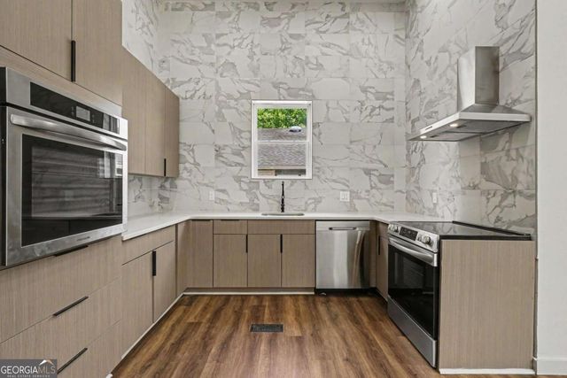 1073 Mayson Turner Road NW, Atlanta, GA 30314