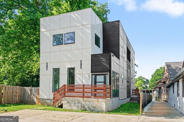 1073 Mayson Turner Road NW, Atlanta, GA 30314