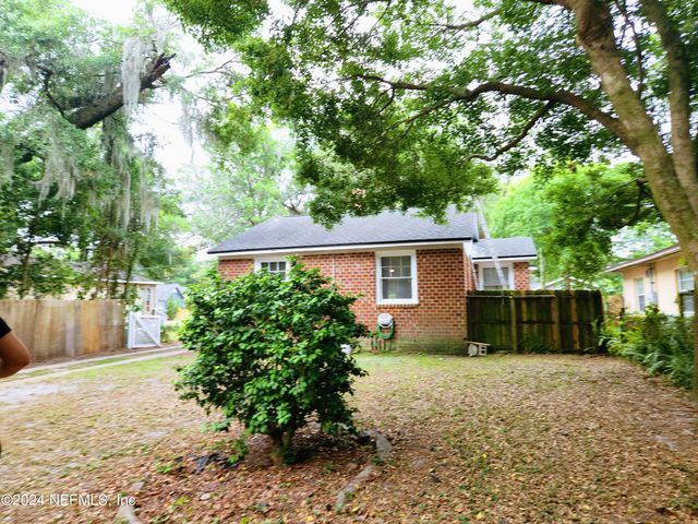 2134 CAMDEN Avenue, Jacksonville, FL 32207