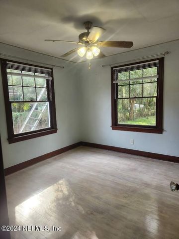 2134 CAMDEN Avenue, Jacksonville, FL 32207