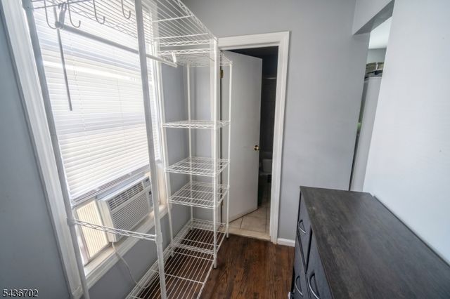 84 Farley Ave, Newark City, NJ 07108