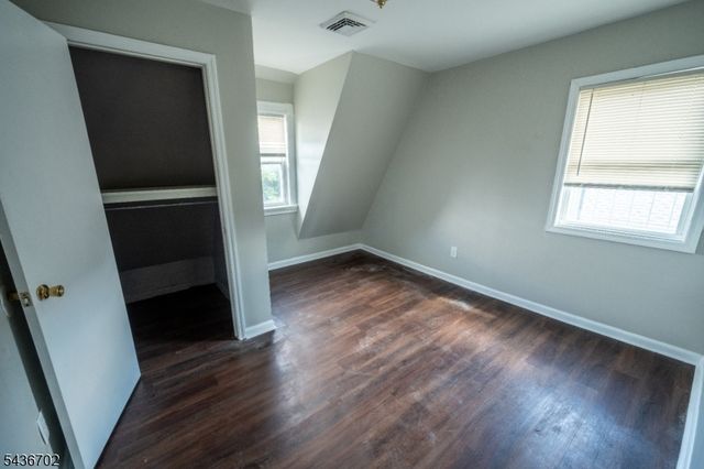 84 Farley Ave, Newark City, NJ 07108