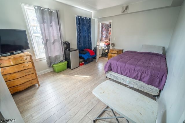 84 Farley Ave, Newark City, NJ 07108