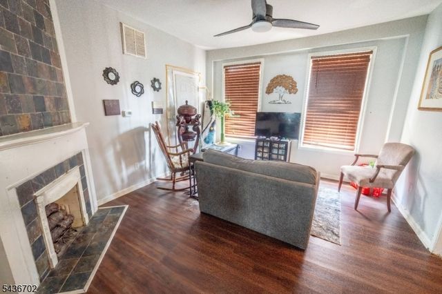 84 Farley Ave, Newark City, NJ 07108