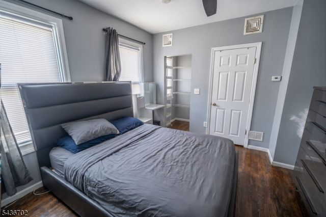 84 Farley Ave, Newark City, NJ 07108
