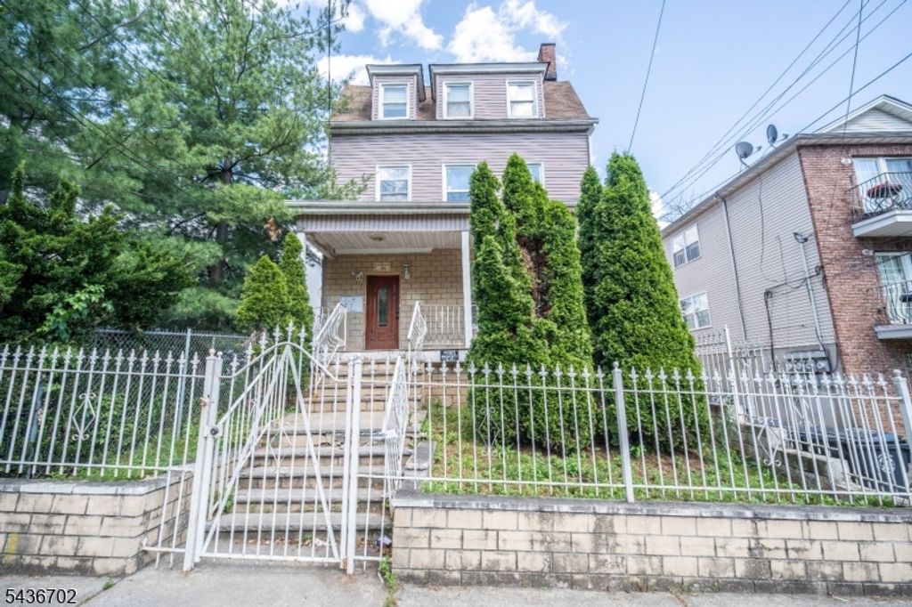 84 Farley Ave, Newark City, NJ 07108