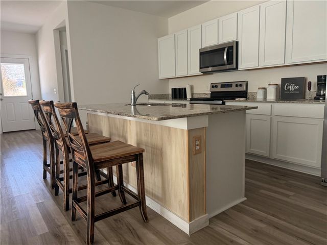 207 Pinwheel Street, Gentry, AR 72734