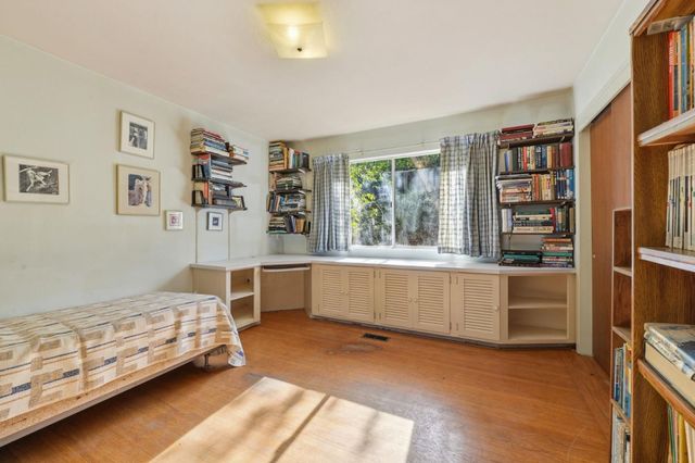 3915 Kingridge Drive, San Mateo, CA 94403