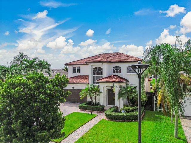 16290 SW 68th Ter, Miami, FL 33193