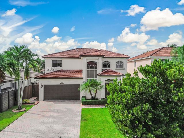 16290 SW 68th Ter, Miami, FL 33193