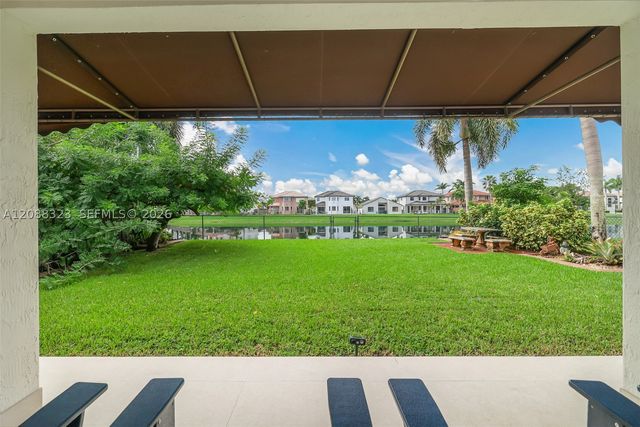 16290 SW 68th Ter, Miami, FL 33193