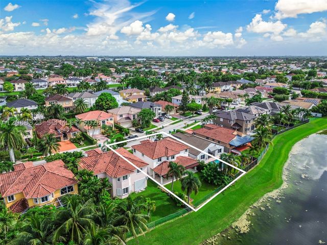 16290 SW 68th Ter, Miami, FL 33193