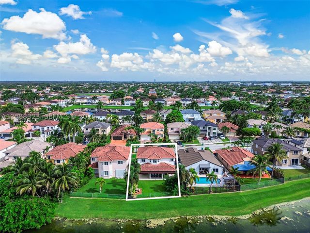 16290 SW 68th Ter, Miami, FL 33193