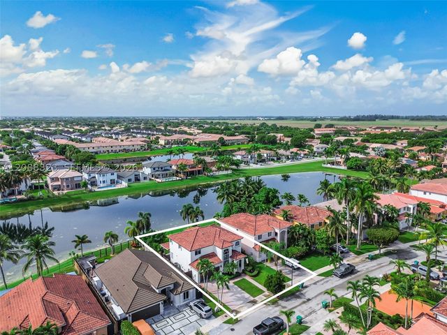 16290 SW 68th Ter, Miami, FL 33193