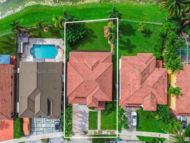 16290 SW 68th Ter, Miami, FL 33193