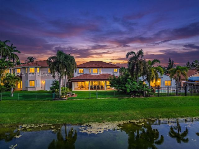 16290 SW 68th Ter, Miami, FL 33193