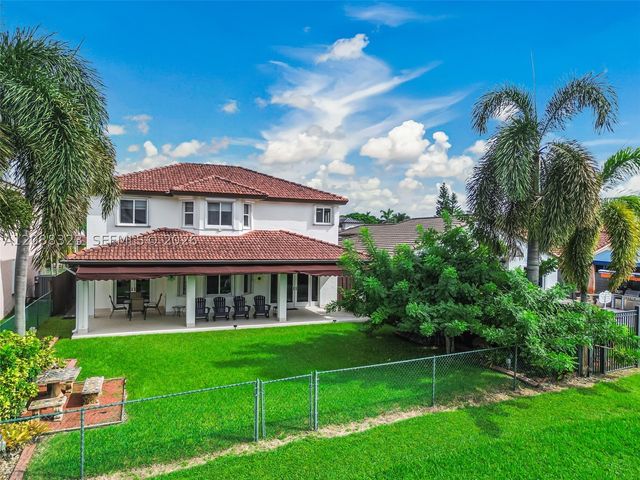 16290 SW 68th Ter, Miami, FL 33193
