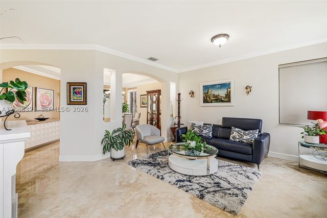 16290 SW 68th Ter, Miami, FL 33193