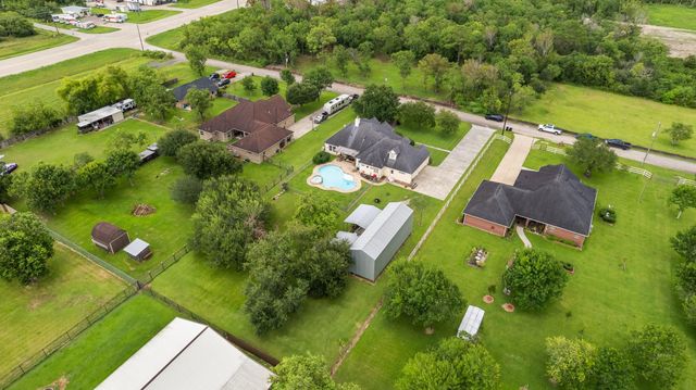 3514 Avenue D, Santa Fe, TX 77510