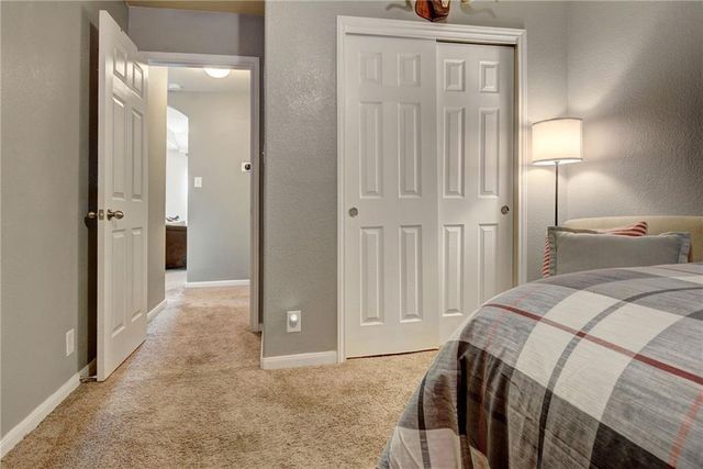 302 Pack Horse DR, Bastrop, TX 78602