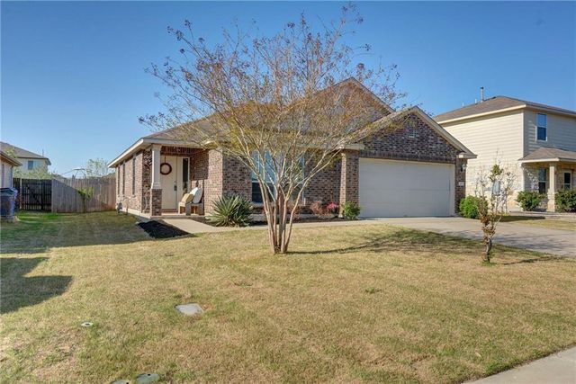 302 Pack Horse DR, Bastrop, TX 78602
