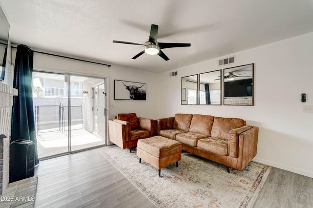 4413 W ORAIBI Drive, Glendale, AZ 85308