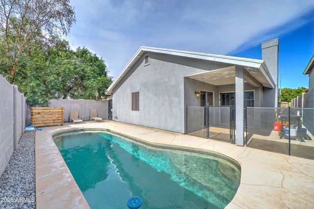 4413 W ORAIBI Drive, Glendale, AZ 85308