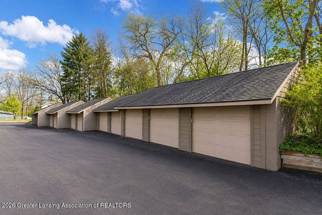 2061 Hamilton Road, Okemos, MI 48864