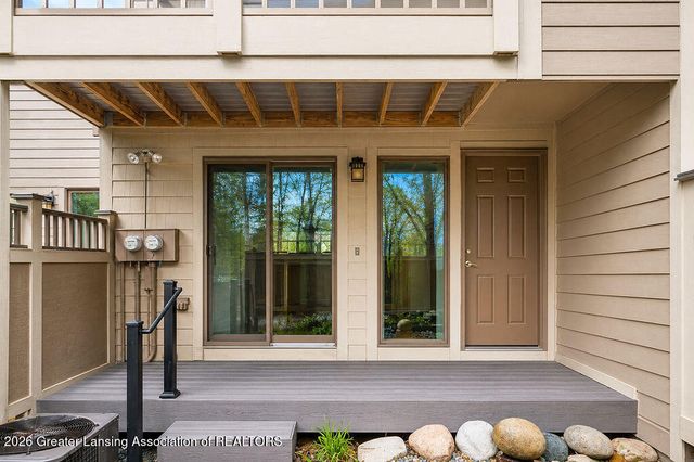 2061 Hamilton Road, Okemos, MI 48864