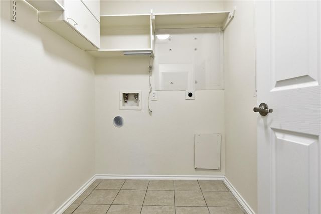 5417 Summer Spring Lane, Rosharon, TX 77583