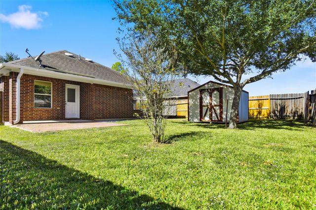 5417 Summer Spring Lane, Rosharon, TX 77583
