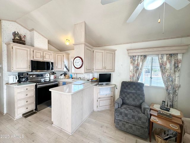 111 S GREENFIELD Road 603, Mesa, AZ 85206