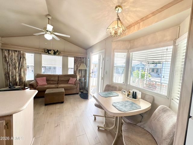 111 S GREENFIELD Road 603, Mesa, AZ 85206