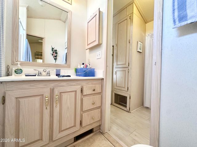 111 S GREENFIELD Road 603, Mesa, AZ 85206